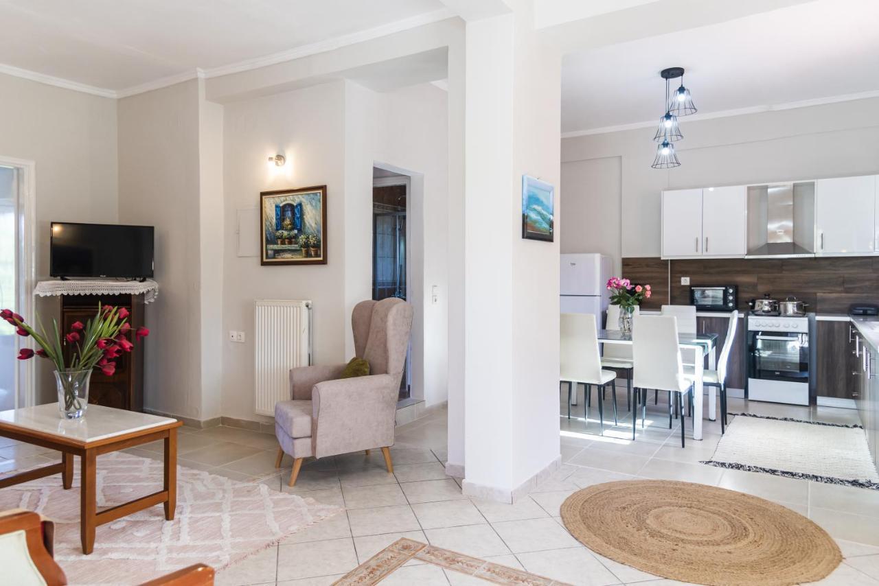 Villa Vasiliki Lefkimmi  Exteriör bild